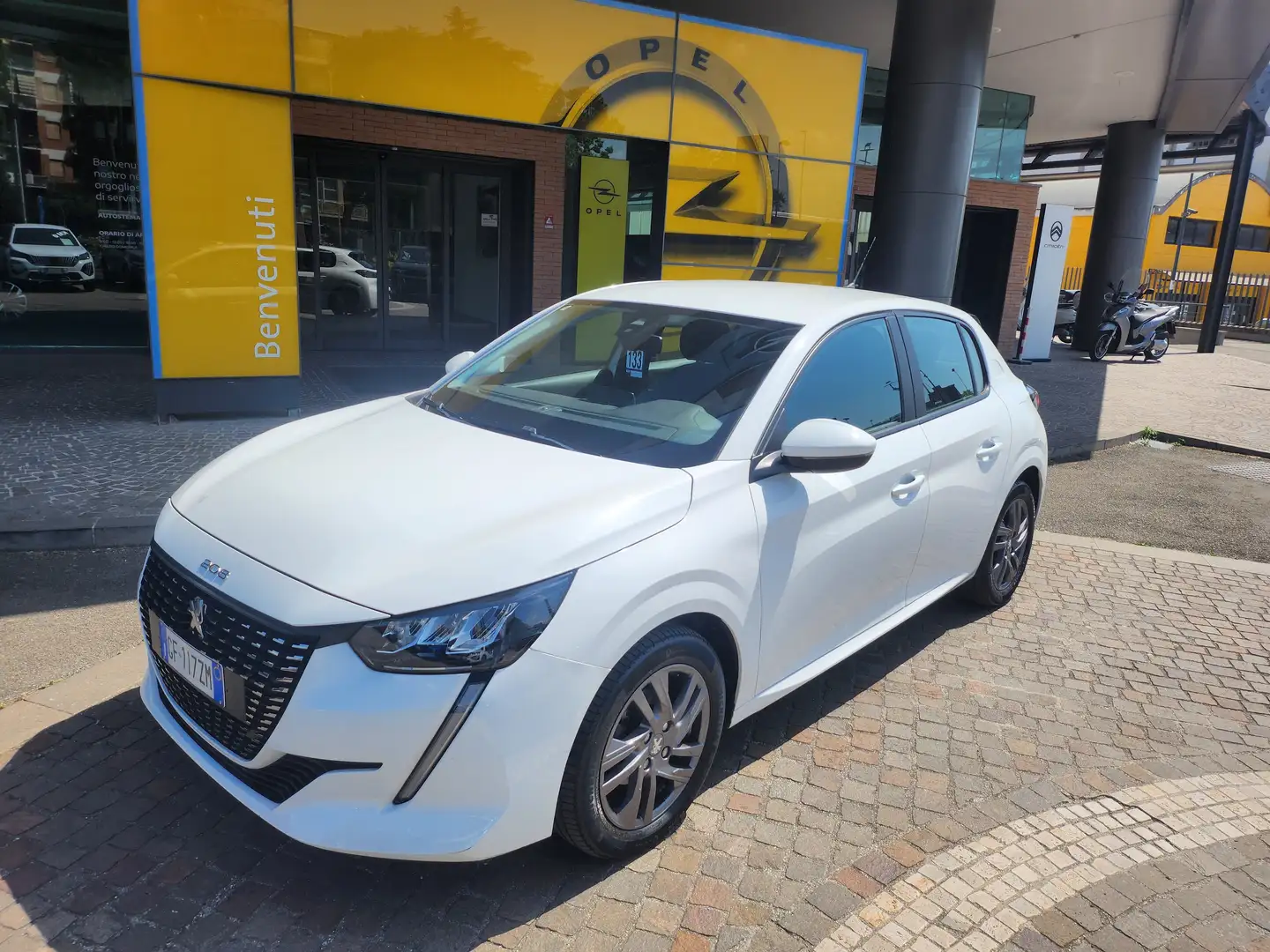 Peugeot 208 208 II  1.2 puretech Active Pack s 75 CV Bianco - 1
