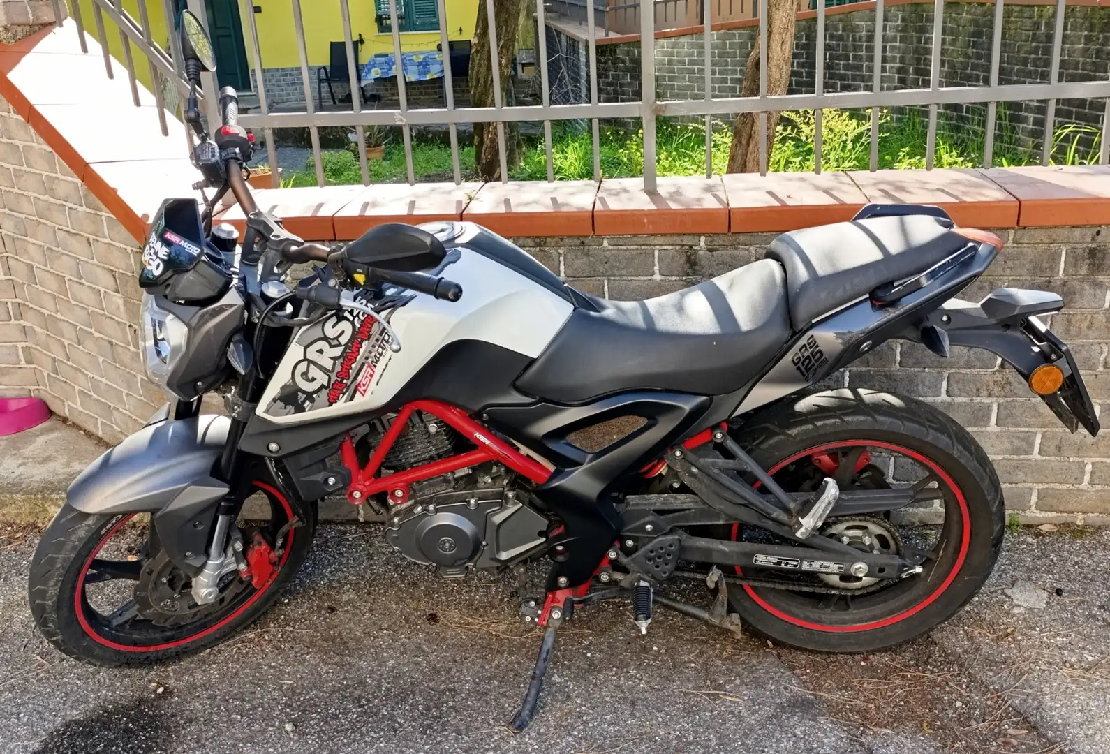 KSR Moto GRS 125 Alb - 1