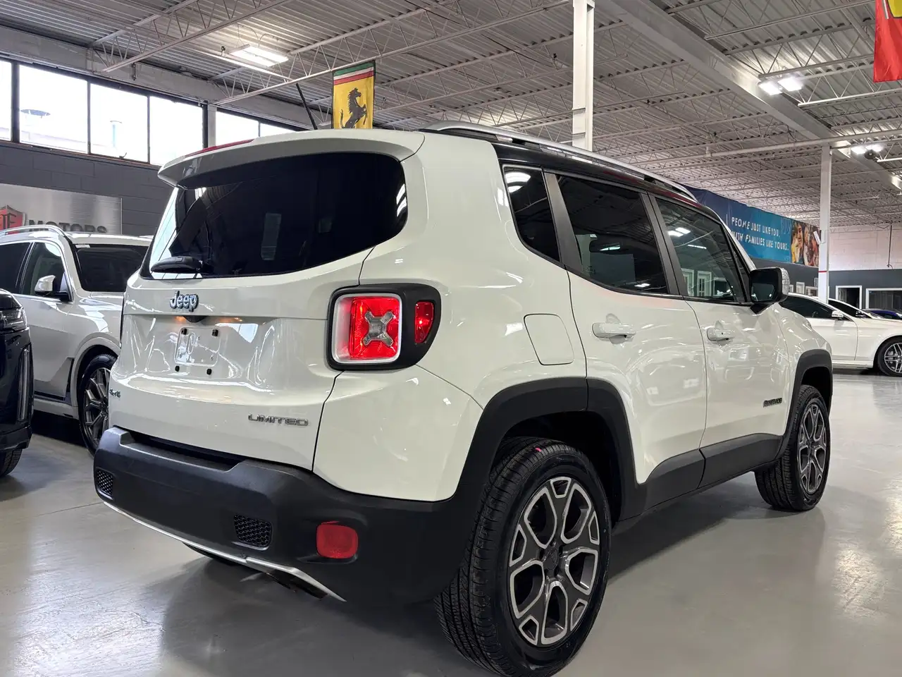 Jeep Renegade снимка Jeep Renegade