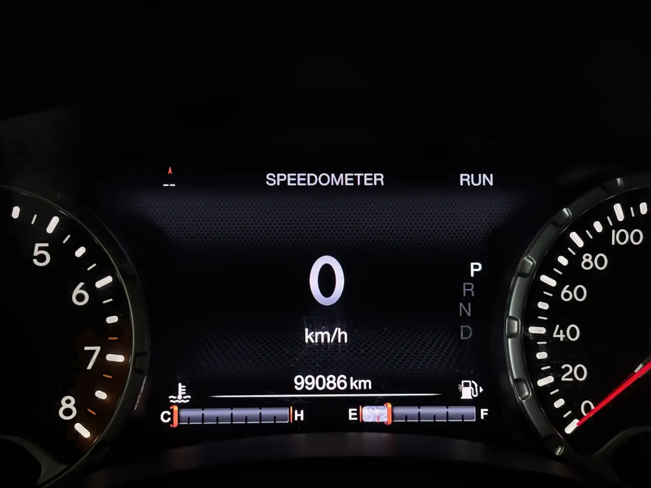 Jeep Renegade снимка Jeep Renegade