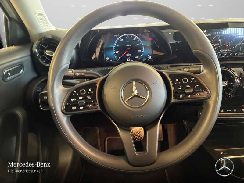Mercedes-Benz A 180 7G — photo 14