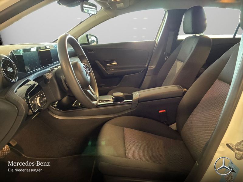 Mercedes-Benz A 180 7G — photo 11