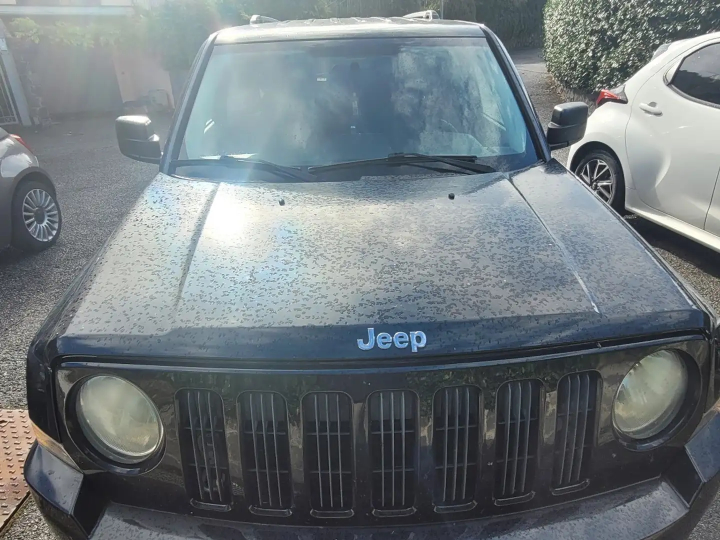 Jeep Patriot 2.0 CRD DPF Limited Fekete - 1