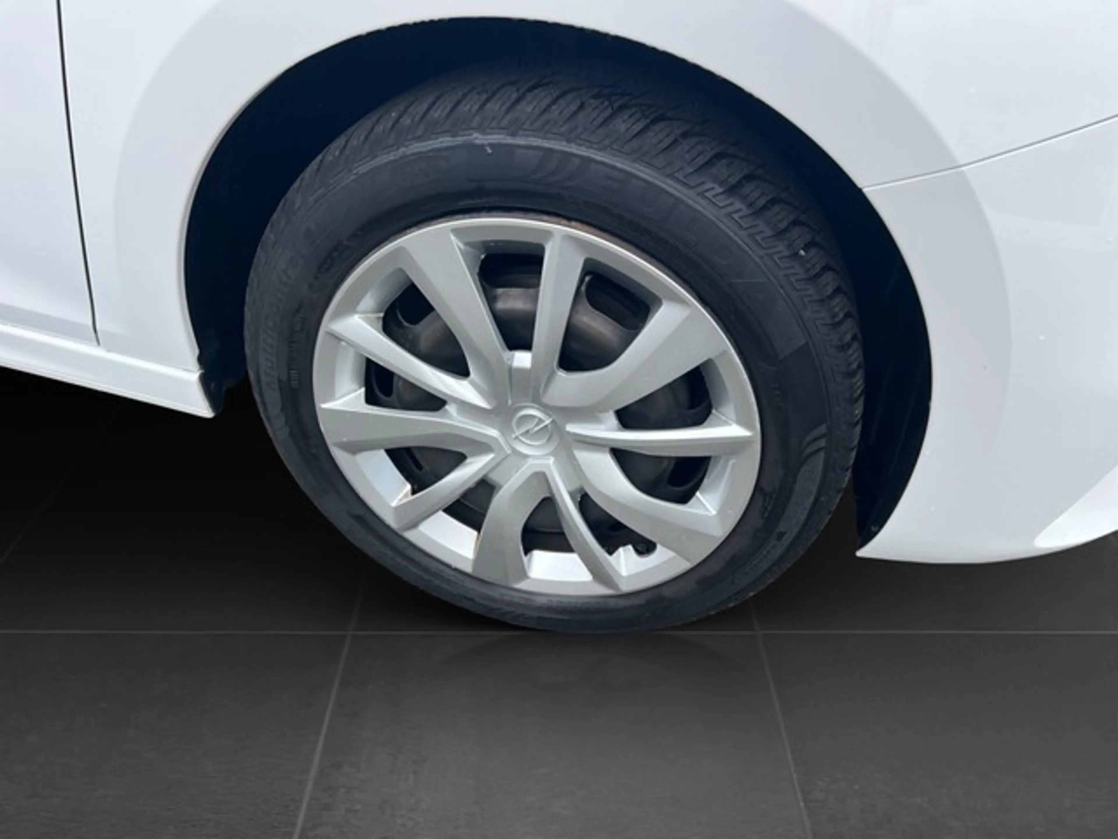 Opel Corsa-e Corsa, EDITION, 1.2 55 kW (75 PS), MT5, S/S Edi... — photo 8