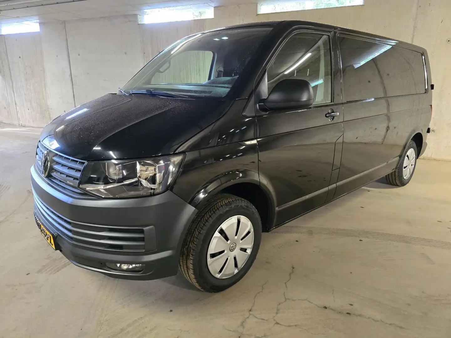 Volkswagen Transporter 2.0 TDI L2H1 Trekhaak,Tel,Pdc. Zwart - 2