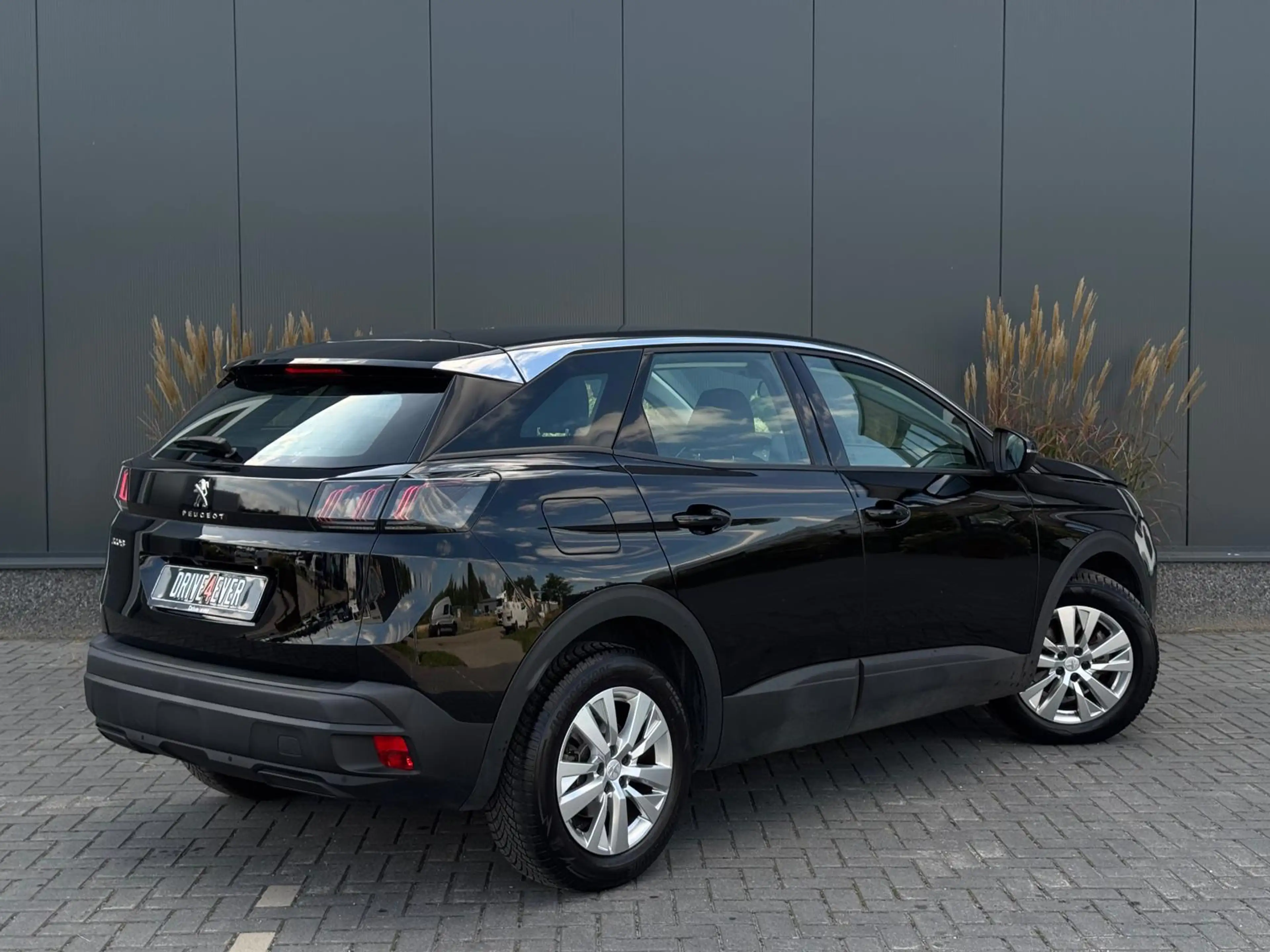 Peugeot 3008 1.2 PureTech Active Pack Business | Camera | Lane — photo 3