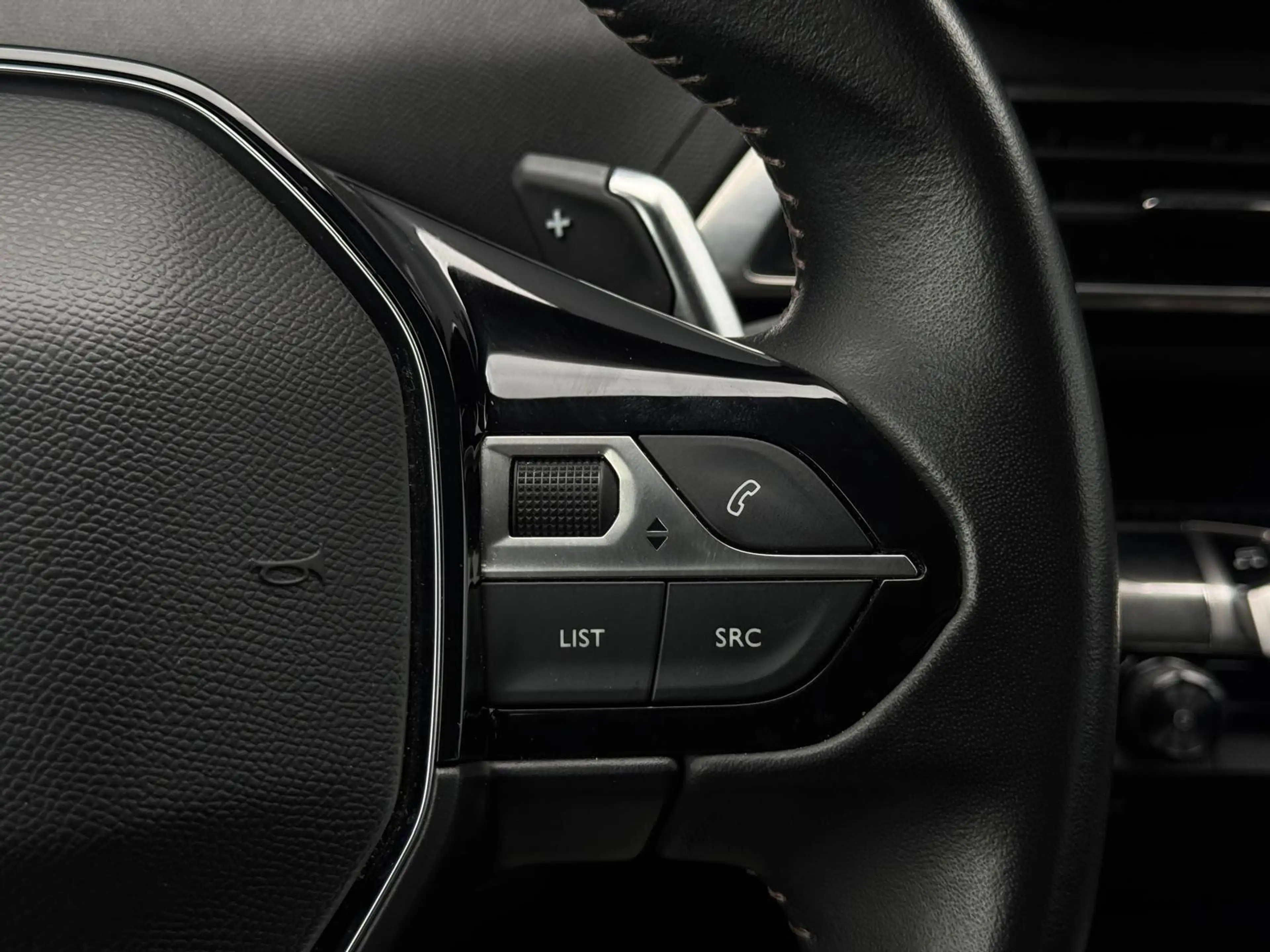 Peugeot 3008 1.2 PureTech Active Pack Business | Camera | Lane — photo 13