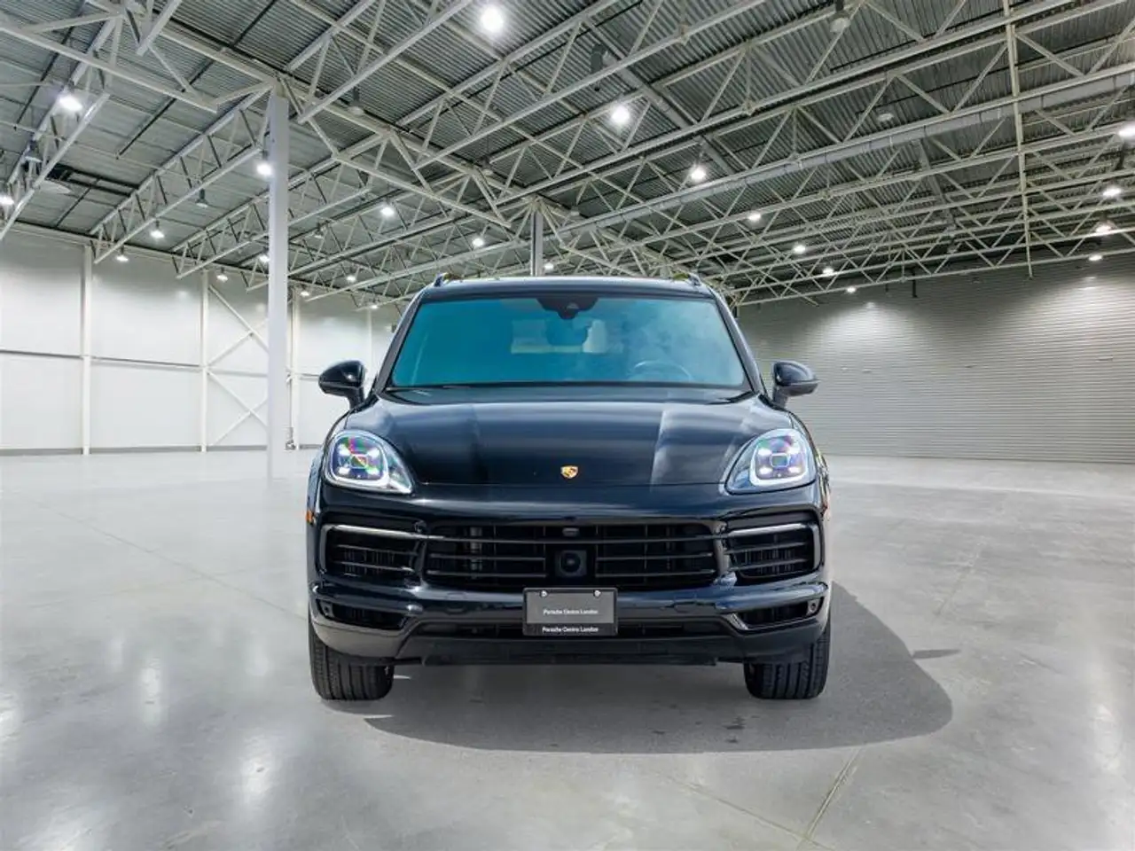 Porsche Cayenne снимка Porsche Cayenne