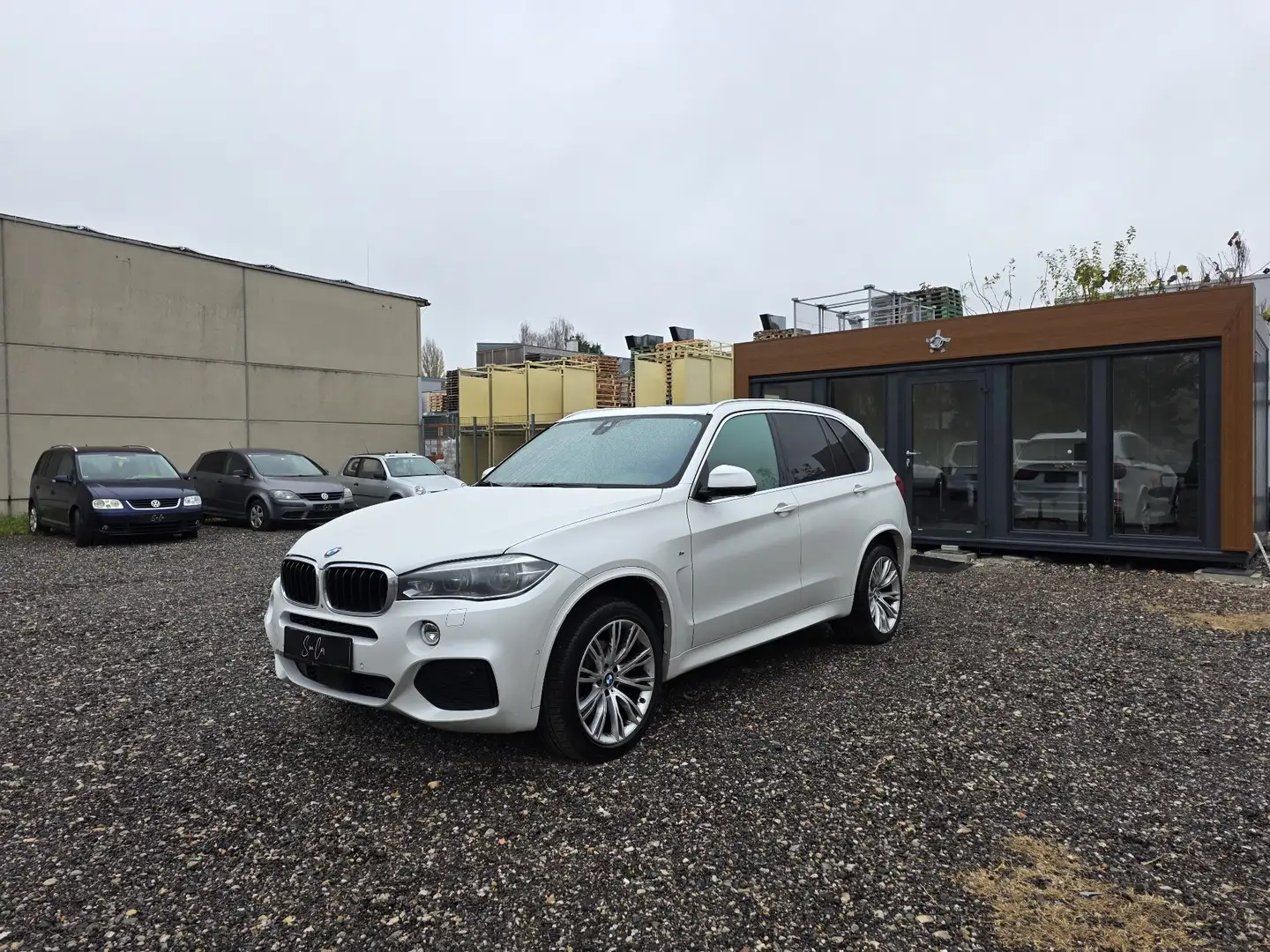 BMW X5 xD 30d M Pano°SoftClose*SurroundView*HeadUp Weiß - 1