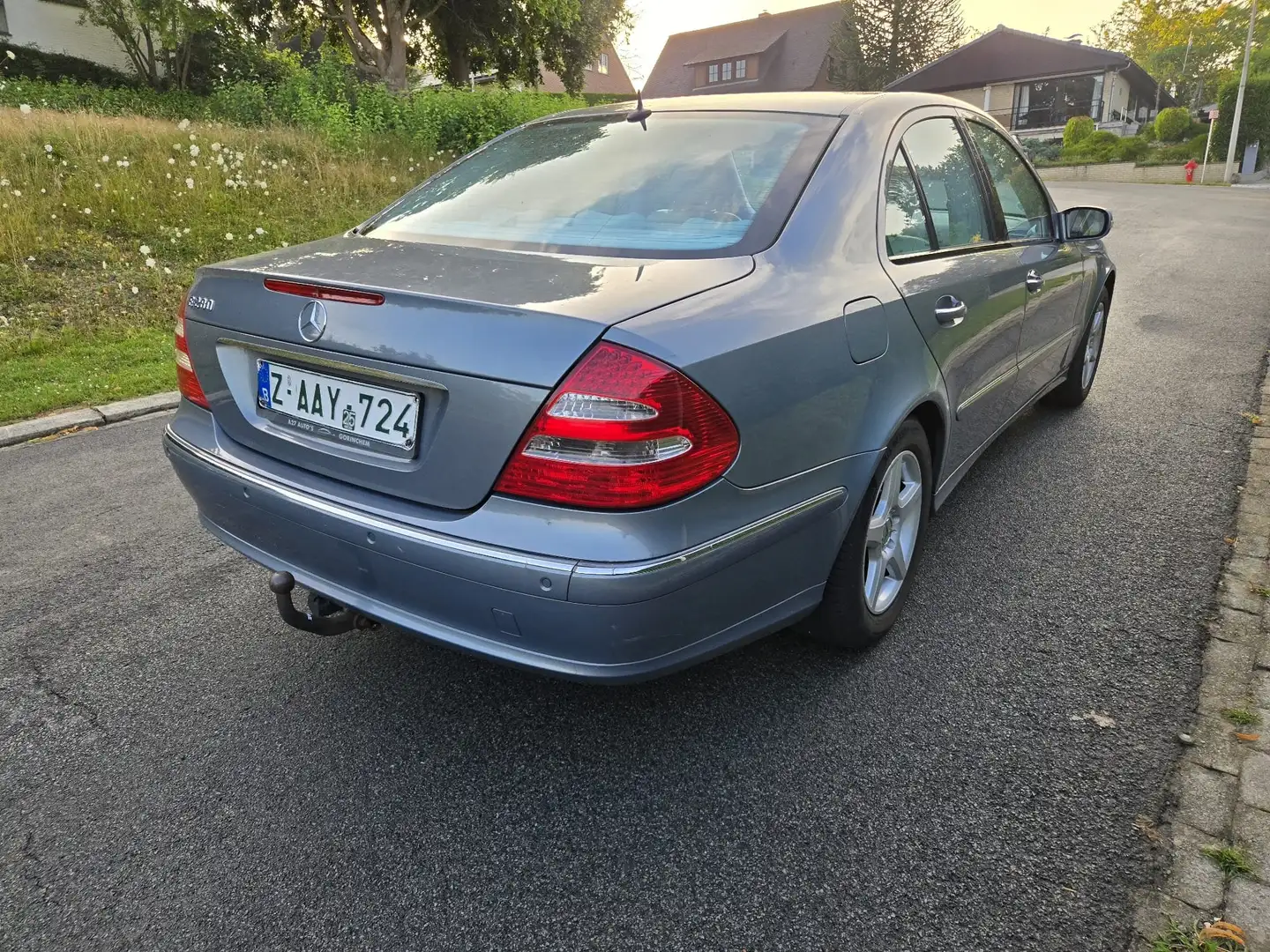Mercedes-Benz E 280 E 280 Avantgarde Zilver - 1