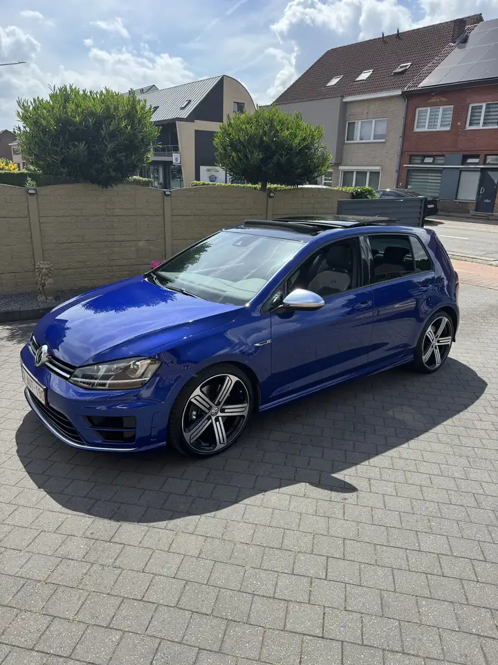 Volkswagen Golf R