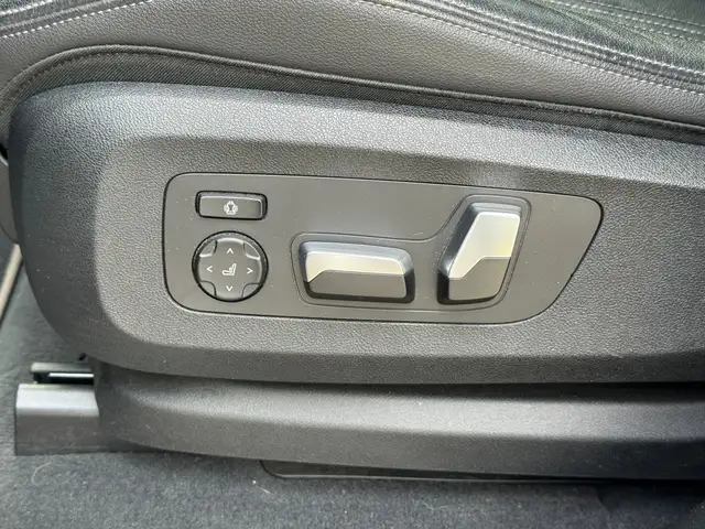 BMW X5 view 19