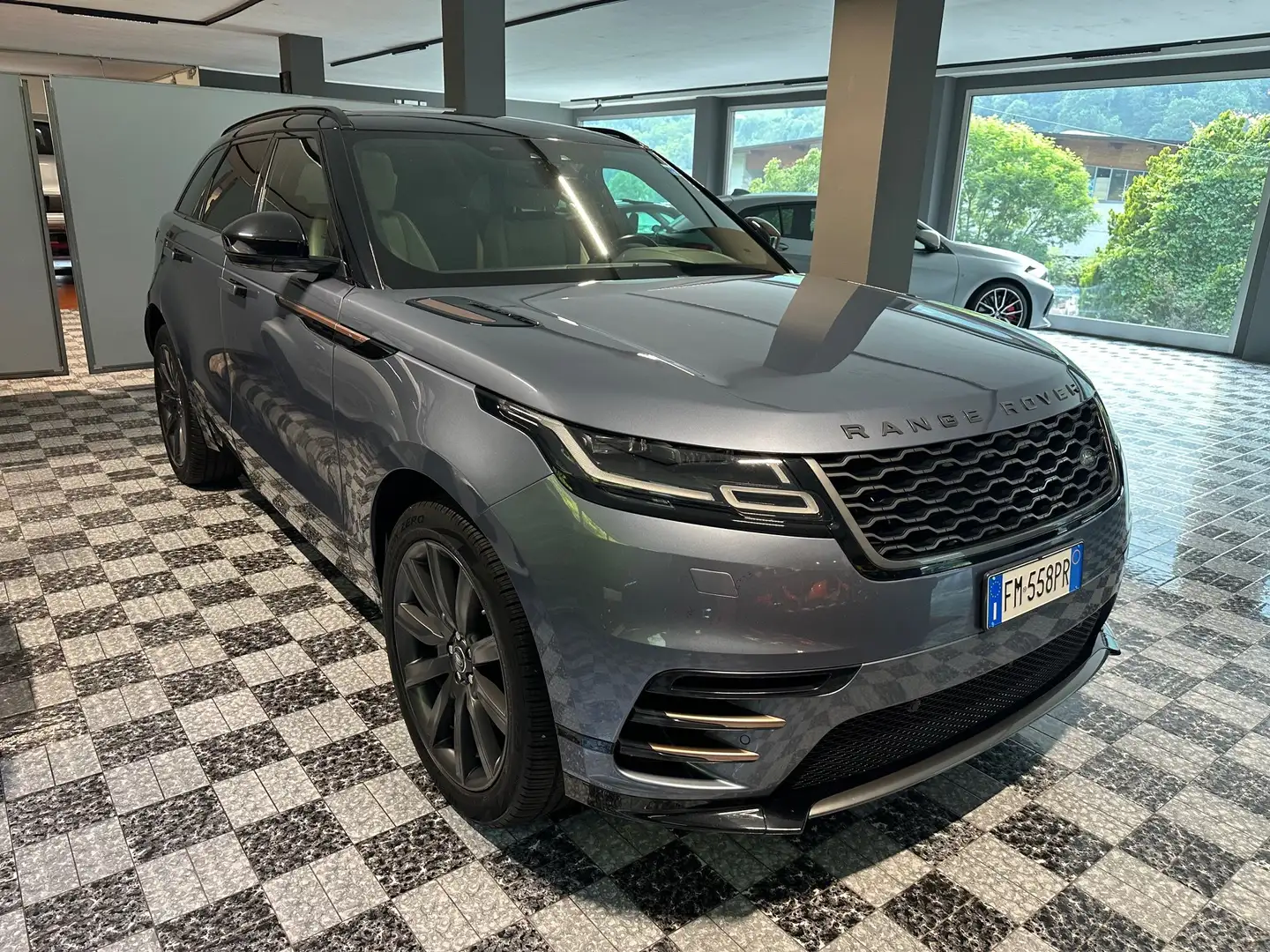 Land Rover Range Rover Velar Range Rover Velar 3.0 V6 First Edition 300cv auto Blu/Azzurro - 2
