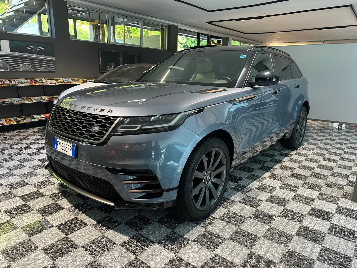 Land Rover Range Rover Velar Range Rover Velar 3.0 V6 First Edition 300cv auto Blu/Azzurro - 1