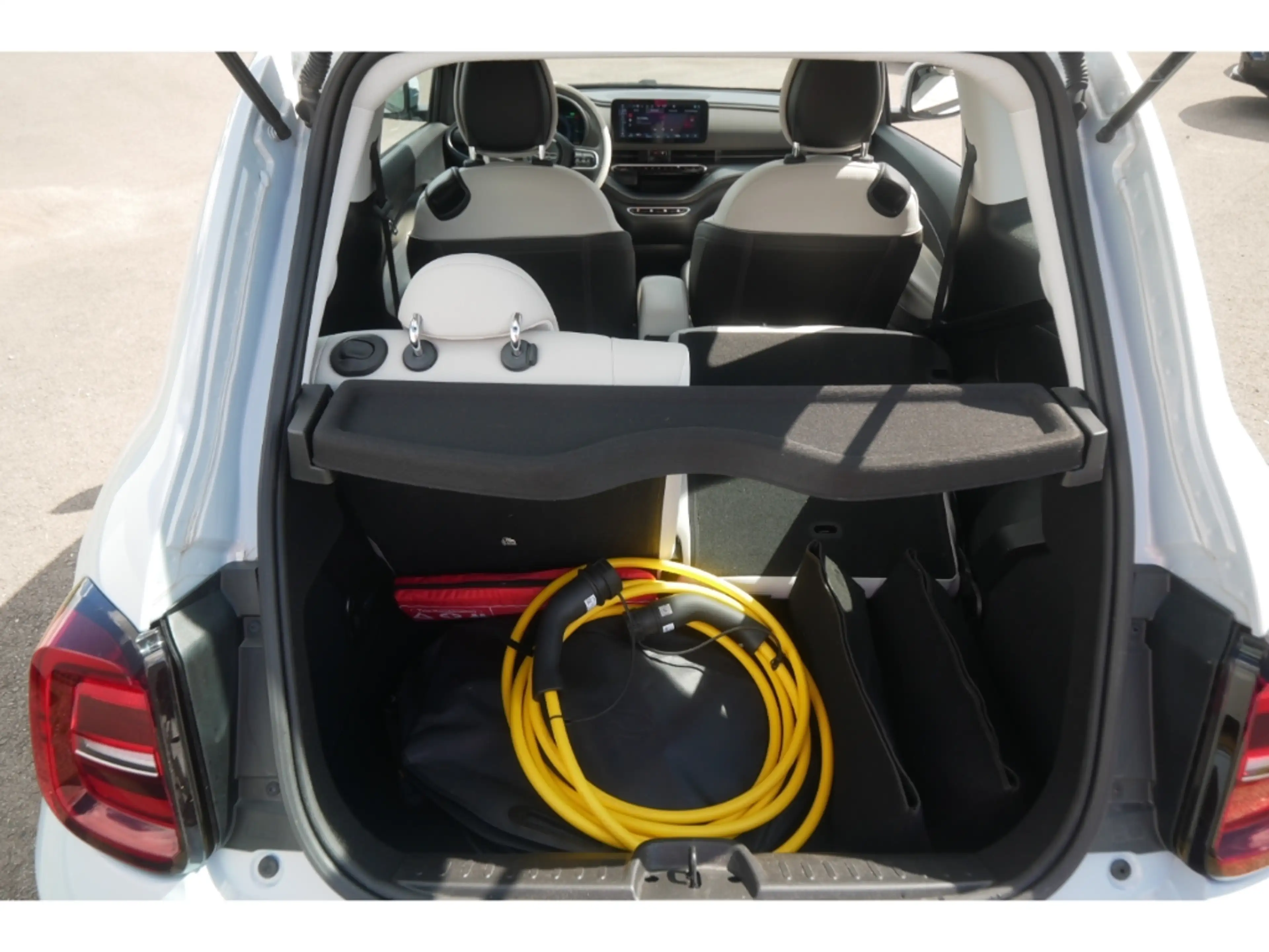 Fiat 500e BY BOCELLI AT 42 Kwh 118PS LED NAVI WINTER — photo 15