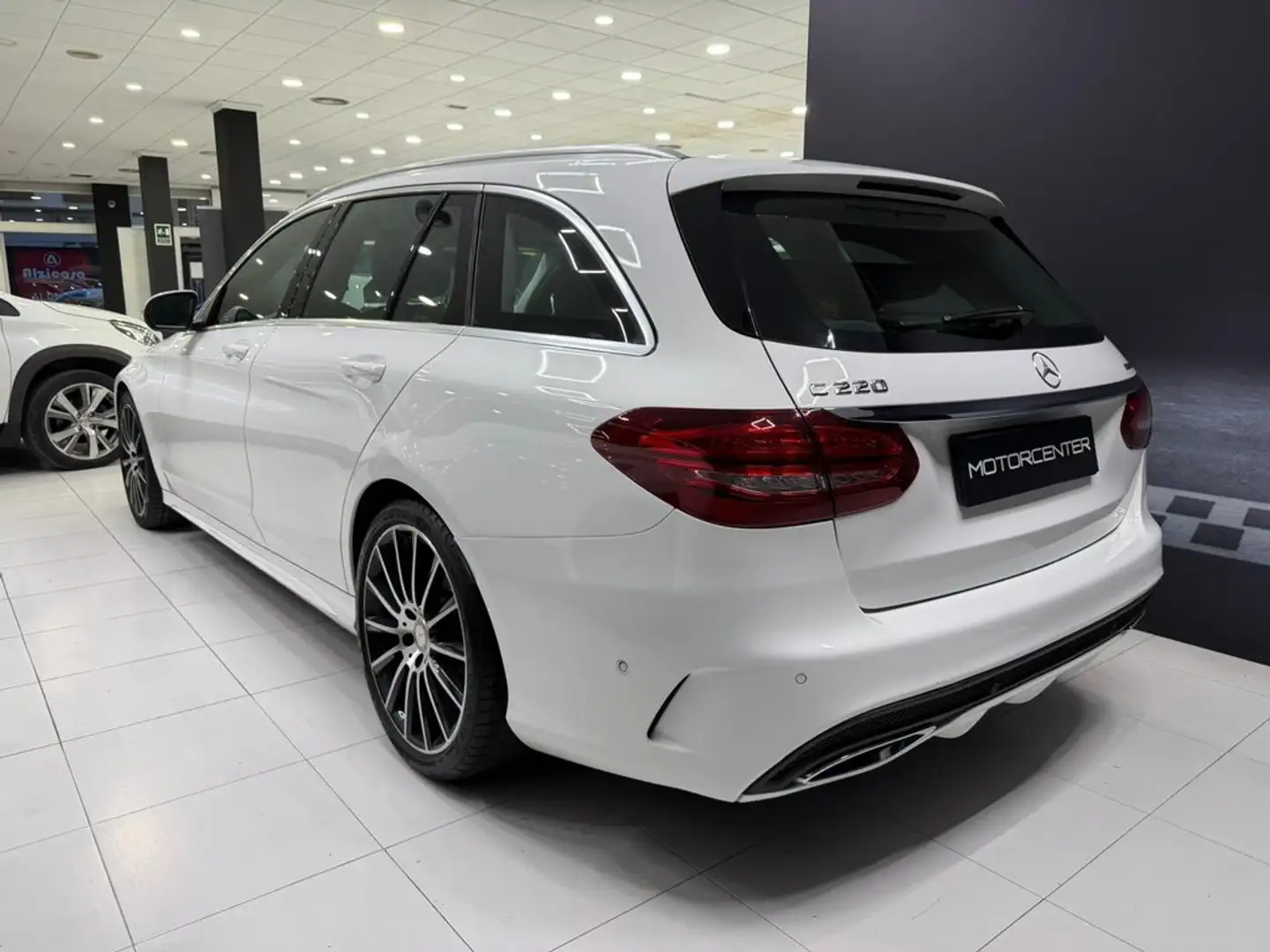 Mercedes-Benz C 220 Estate 220CDI BE Elegance Aut. Blanco - 2