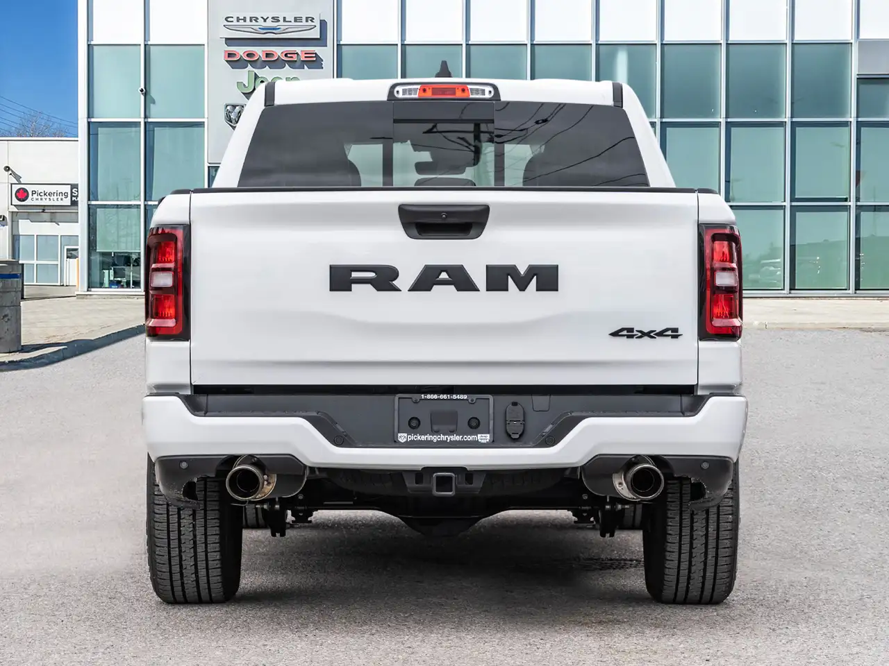 RAM 1500 снимка RAM 1500