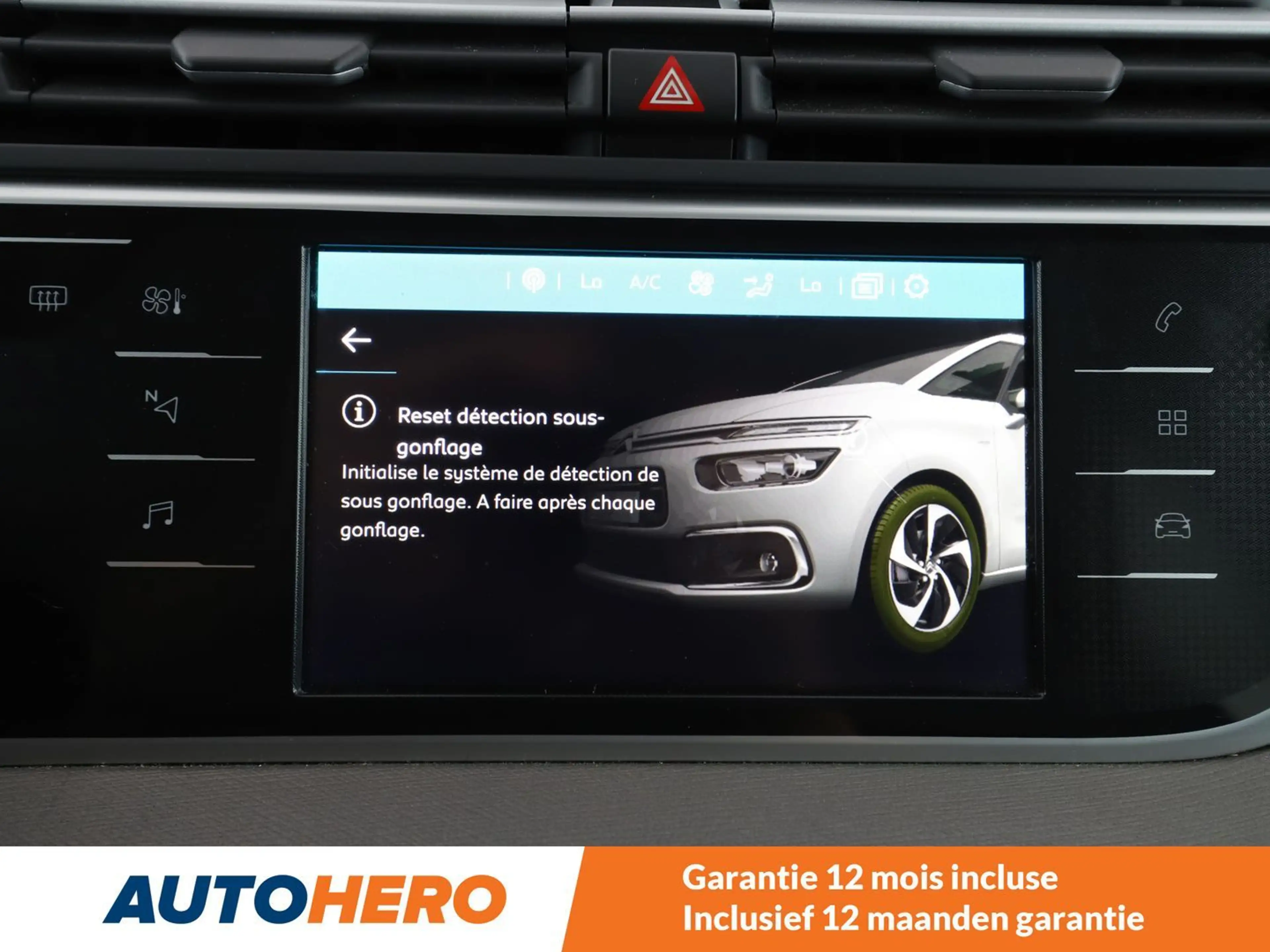 Citroen Grand C4 Picasso 1.2 e-THP Shine — photo 14
