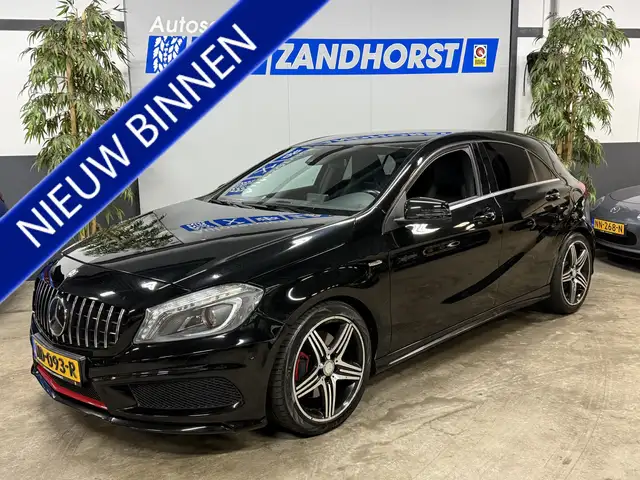 Mercedes-Benz A 250 Sport Ambition // Autom // Leer // Harman Kardon /