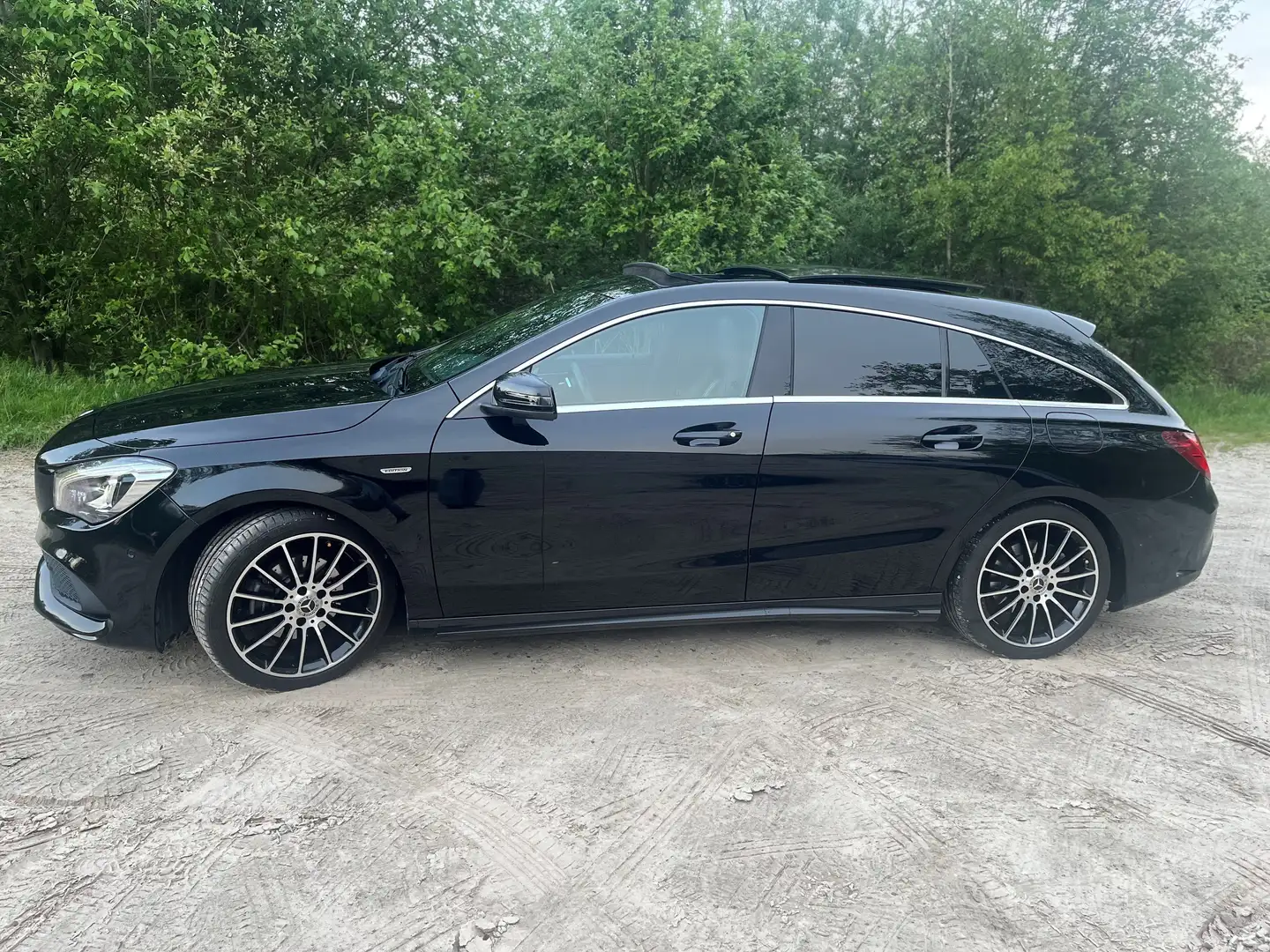 Mercedes-Benz CLA 200 CLA 200 Prestige AMG Styling Zwart - 2