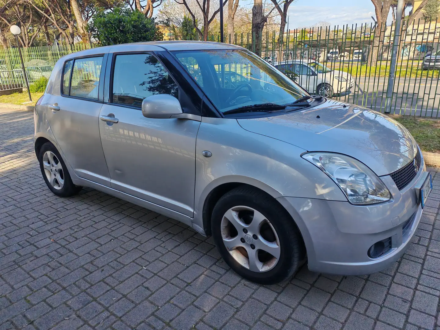 Suzuki Swift Swift IV 2005 5p 1.3 16v GL Argento - 2