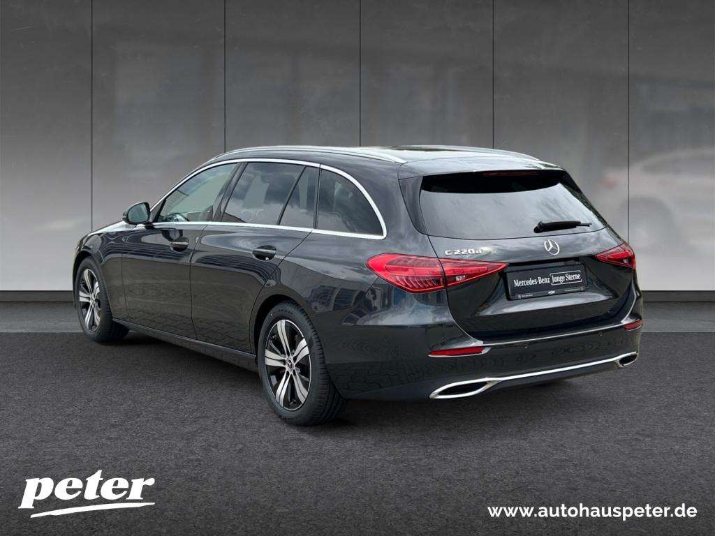 Mercedes-Benz C 220