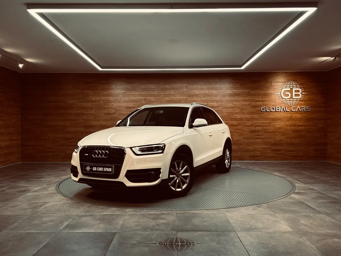 Audi Q3 2.0TDI Ambition Blanco - 1