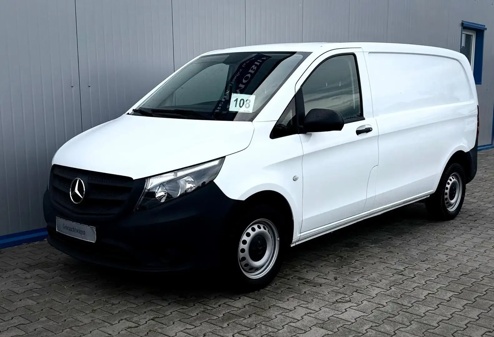 Mercedes-Benz Vito 116 KOMPAKT NAVI TEMPOMAT KAMERA 3-SITZE Bílá - 1