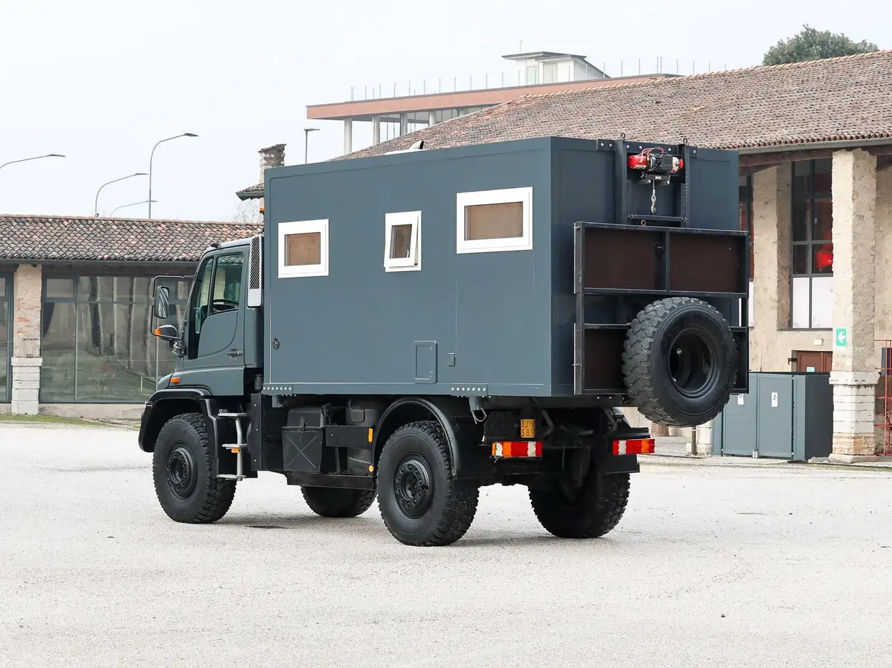 Mercedes-Benz Unimog U500 - Camperized/Camperizzato, foto 3