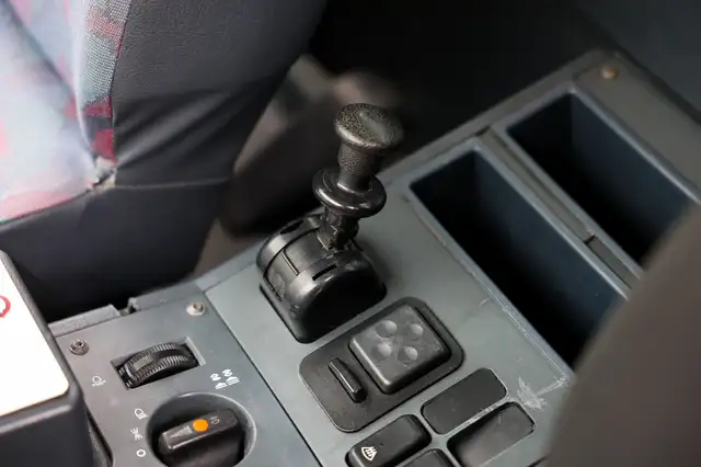 Mercedes-Benz Unknown Model view 13