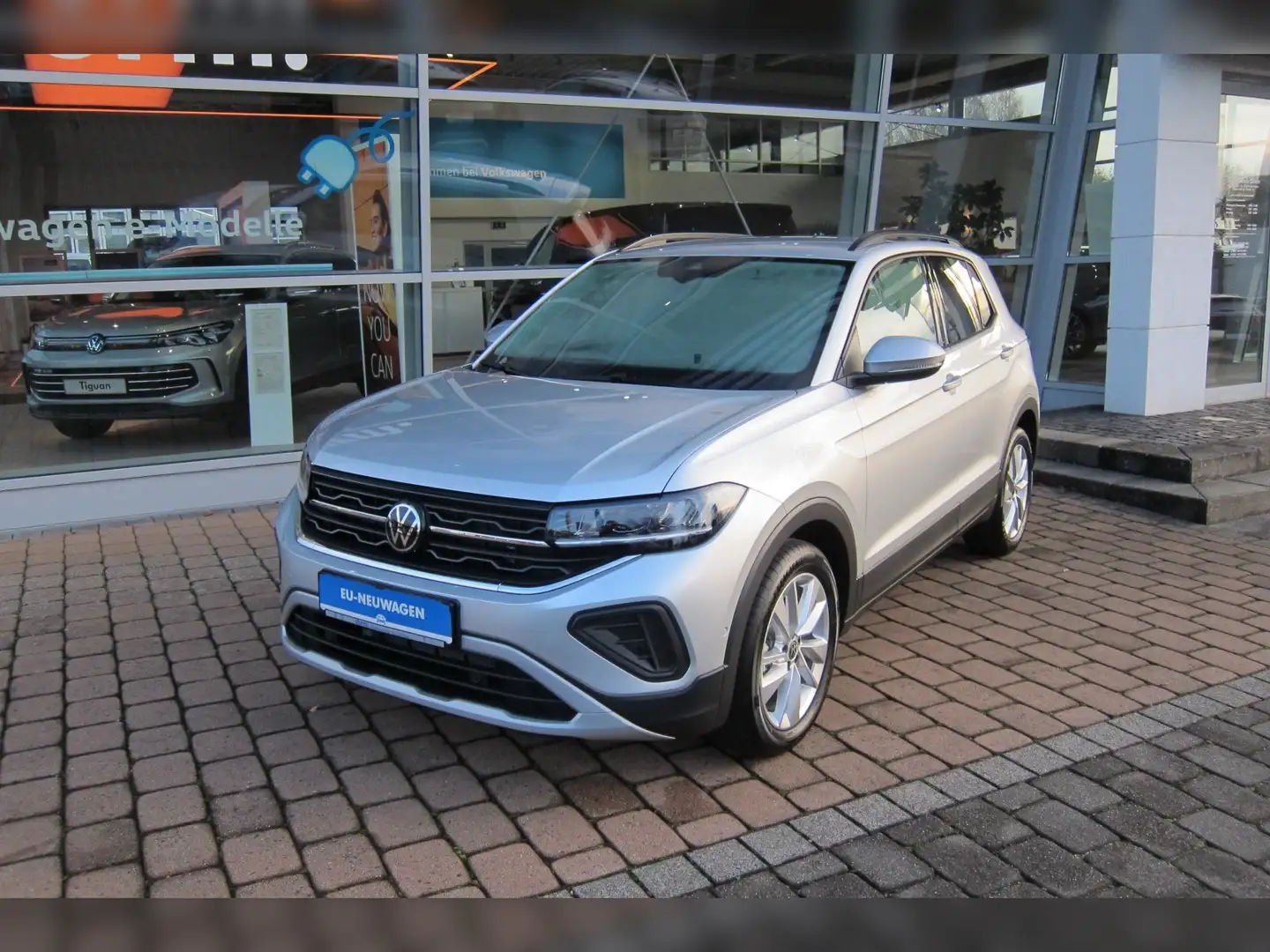 Volkswagen T-Cross Life 1.0 TSI DSG *LED, AppConnect, Kamera* Silber - 2