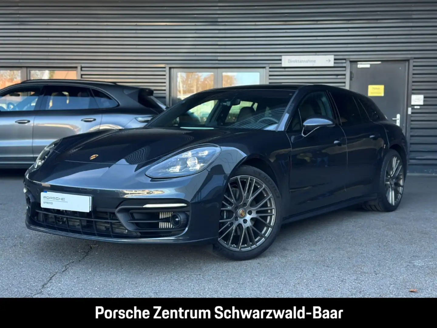 Porsche Panamera 4 Sport Turismo Platinum Edition LED Grijs - 1