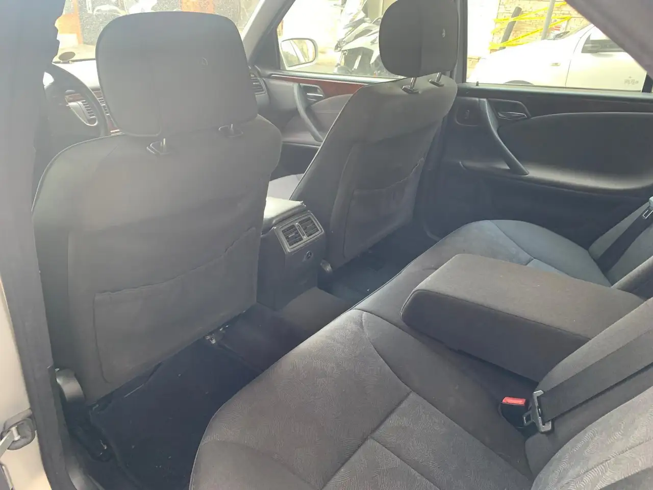 Mercedes-Benz 200 E 200 ELEGANT, foto 4