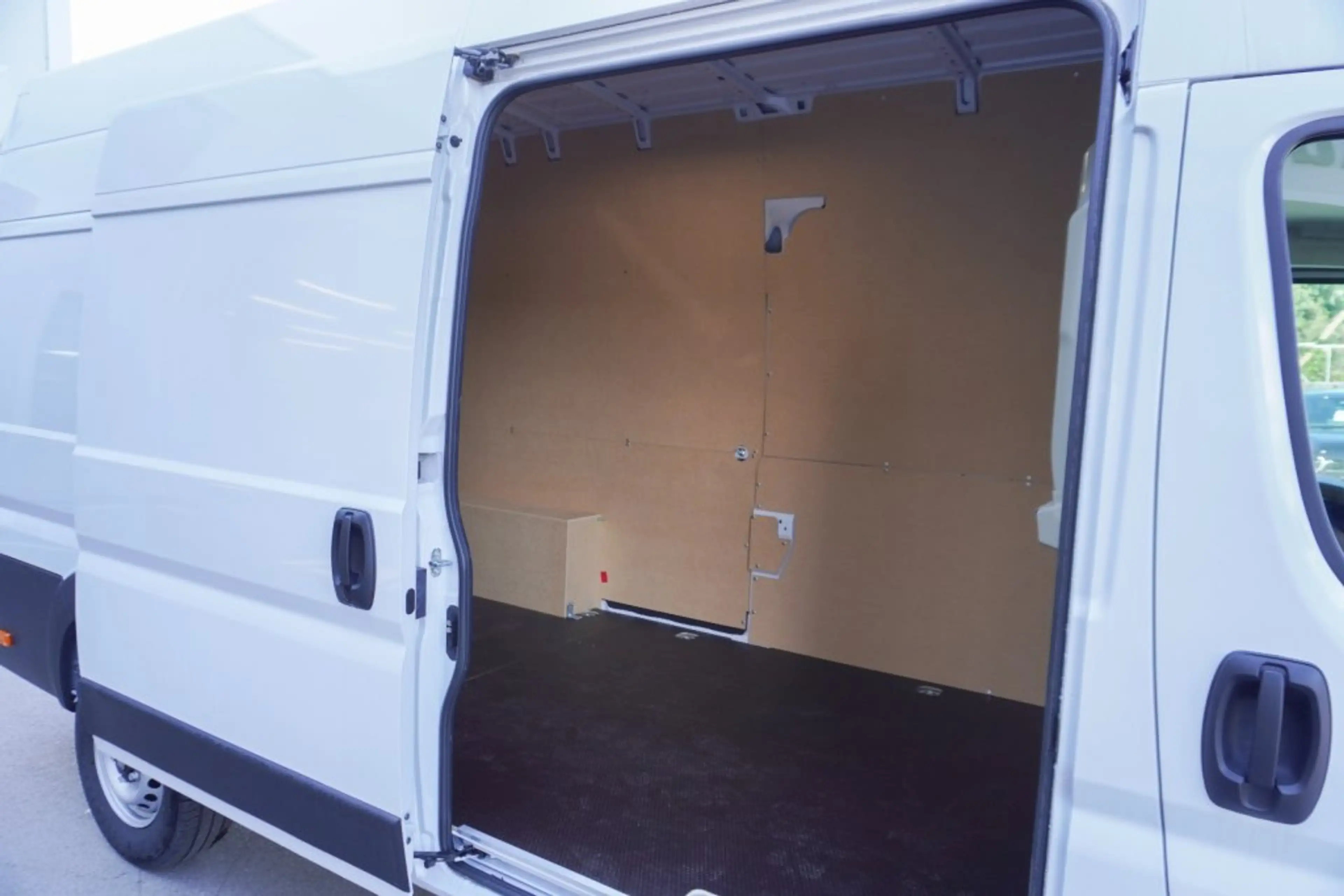 Fiat Ducato Maxi KW L4H3 3.5T 140PS Manuell — photo 14