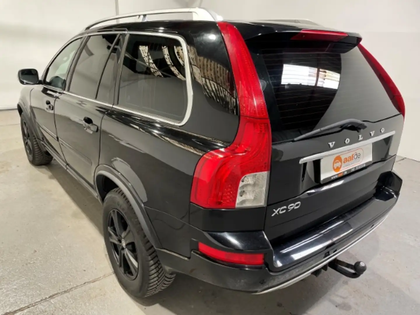 Volvo XC90 D4 Kinetic Automatik 7-Sitzer Klima Navi Xenon Noir - 2