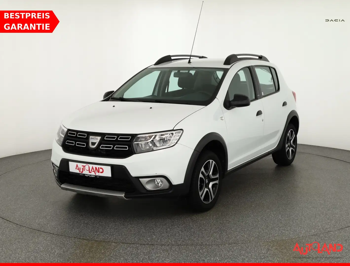 Dacia Sandero Stepway II 0.9 TCe Celebration Navi PDC Blanc - 1