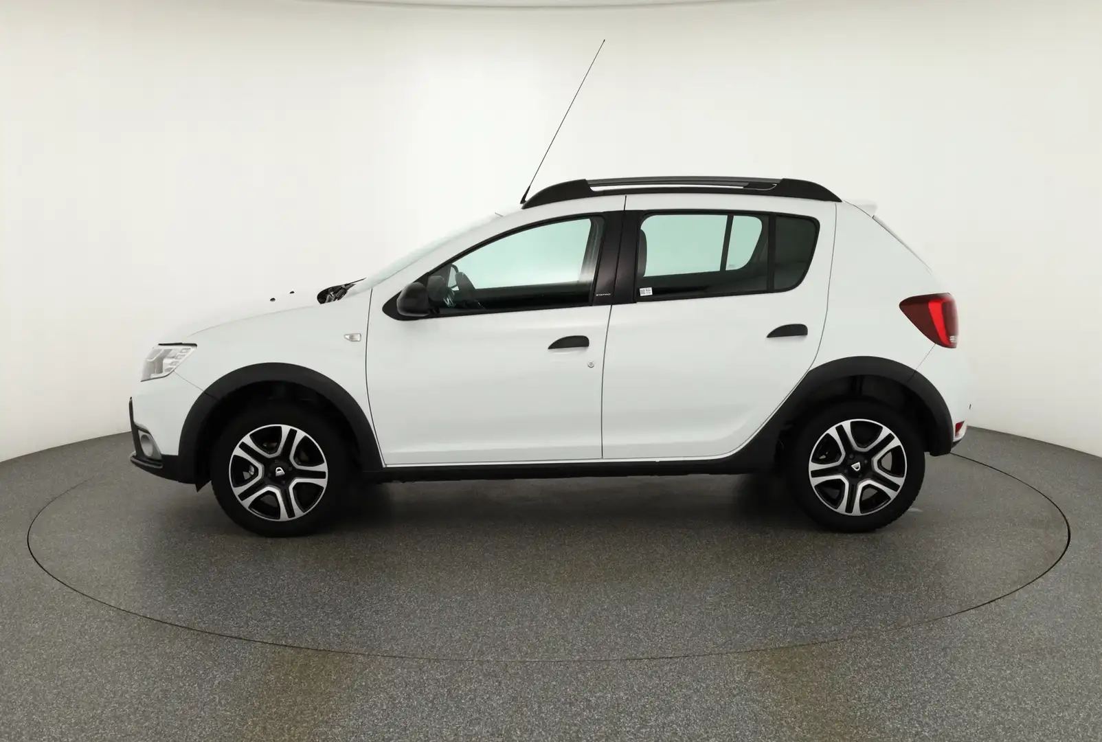 Dacia Sandero Stepway II 0.9 TCe Celebration Navi PDC Blanc - 2
