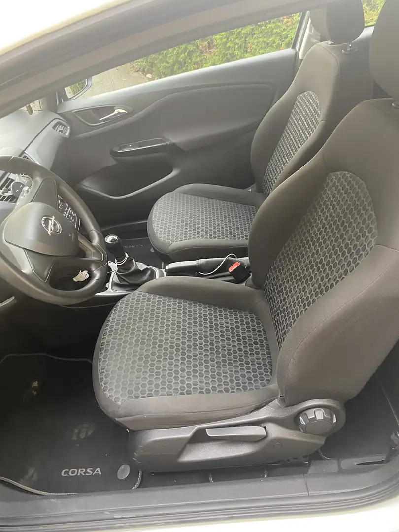 Opel Corsa 1.2 Innovation Weiß - 2