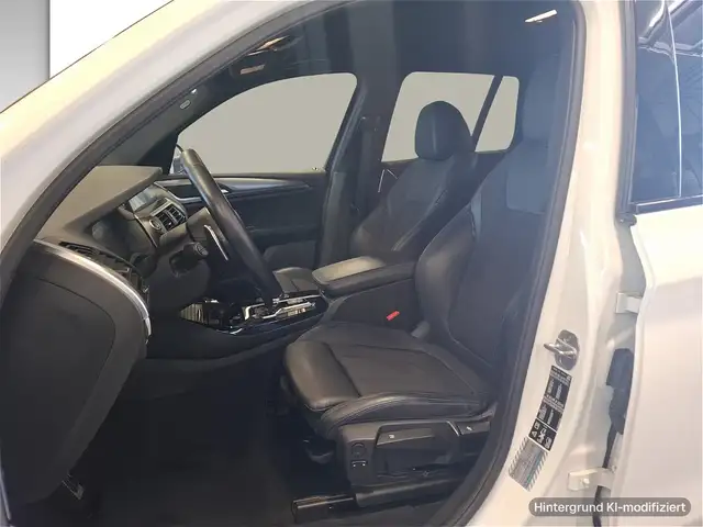 BMW X3 view 10