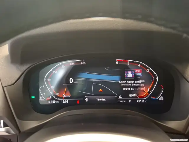 BMW X3 view 9