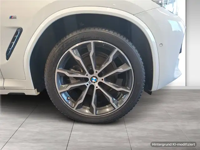 BMW X3 view 6