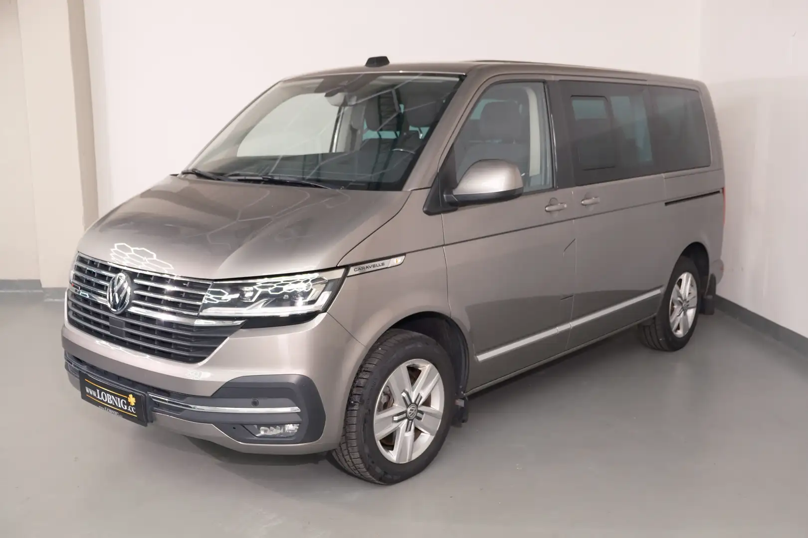 Volkswagen T6.1 Caravelle 2,0 TDI 4Motion DSG | AHK | 9. Sitzer | 1. Bes. Beige - 2