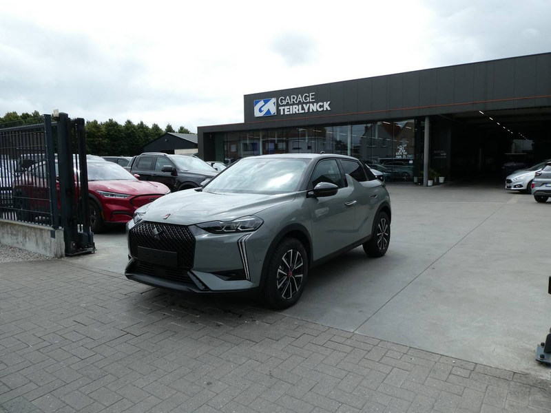 DS Automobiles DS 3 1.2 i 100pk Performance Line SPORT BLIS Camera (35961) — photo 2