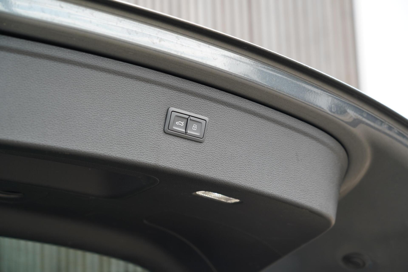 Audi Q5 55 TFSI e S edition | Head-Up | Matrix LED | Adapt — photo 17