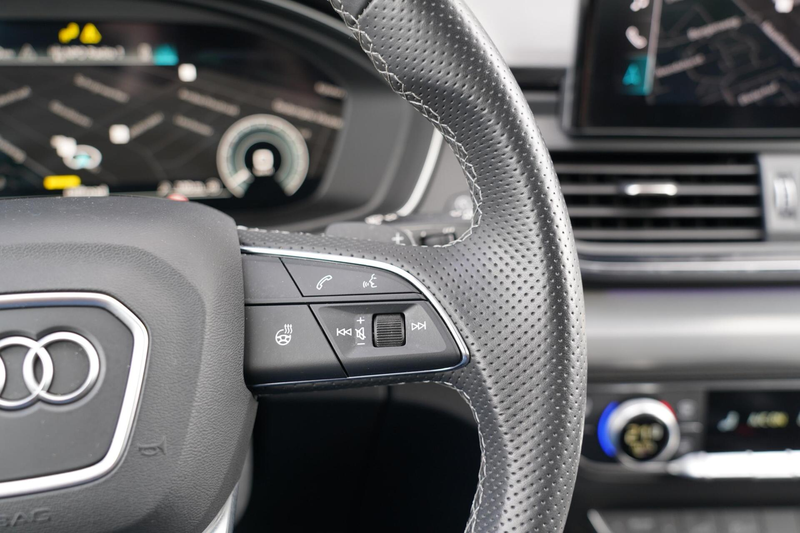 Audi Q5 55 TFSI e S edition | Head-Up | Matrix LED | Adapt — photo 35