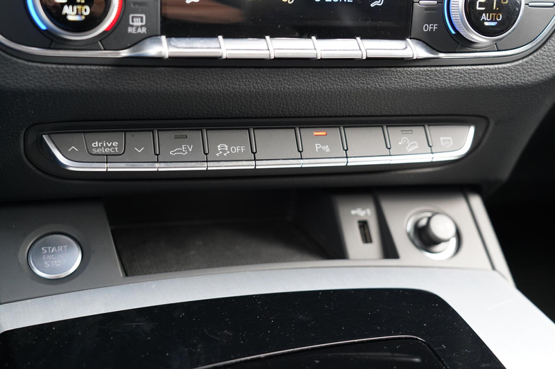 Audi Q5 55 TFSI e S edition | Head-Up | Matrix LED | Adapt — photo 24