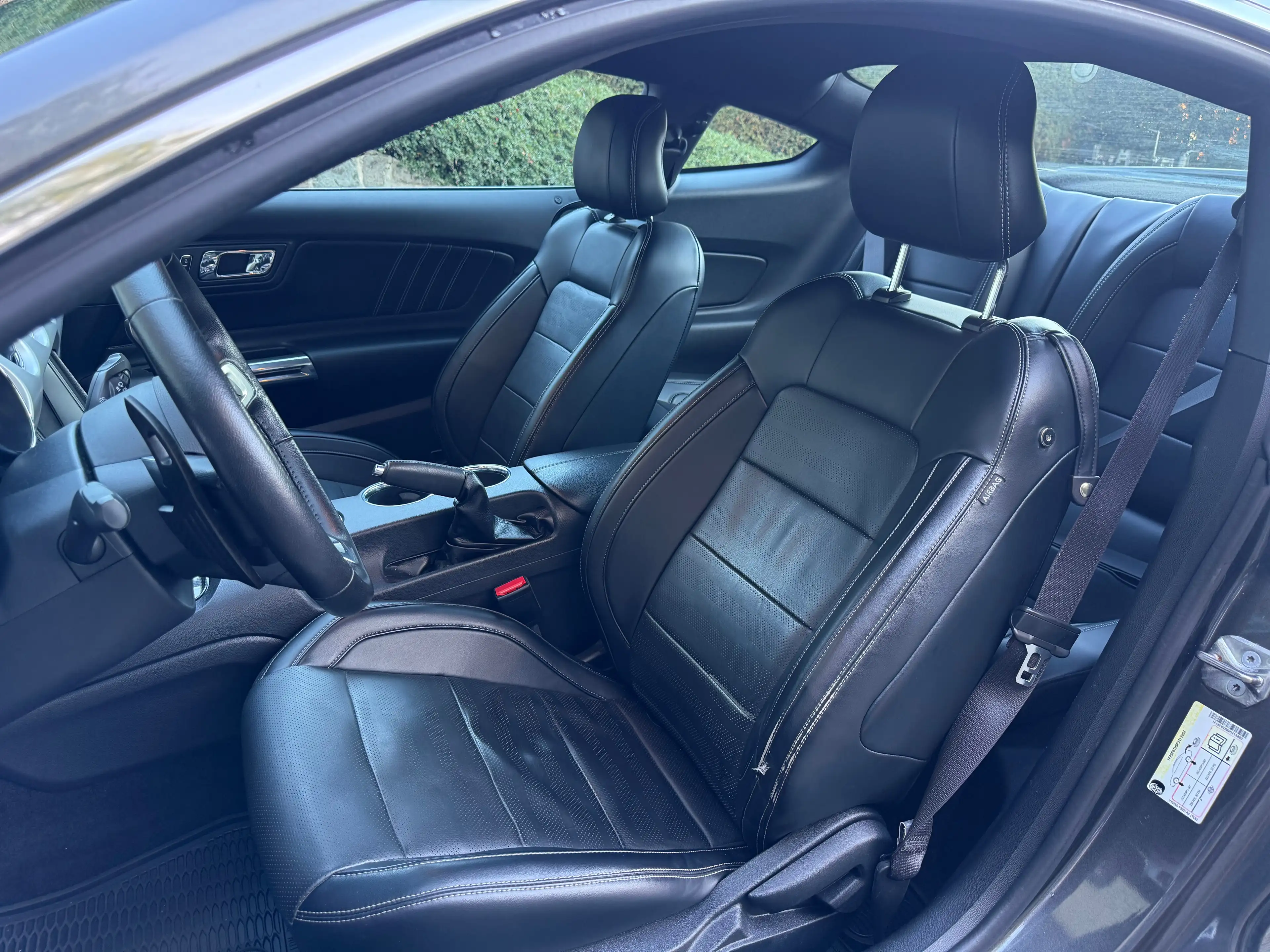 Ford Mustang 2.3 EcoBoost | 1ste Eigenaar | Dealer Onderhouden | 100% Belgische Wagen | REMUS Exhaust | Zeer Veel Opties — photo 10