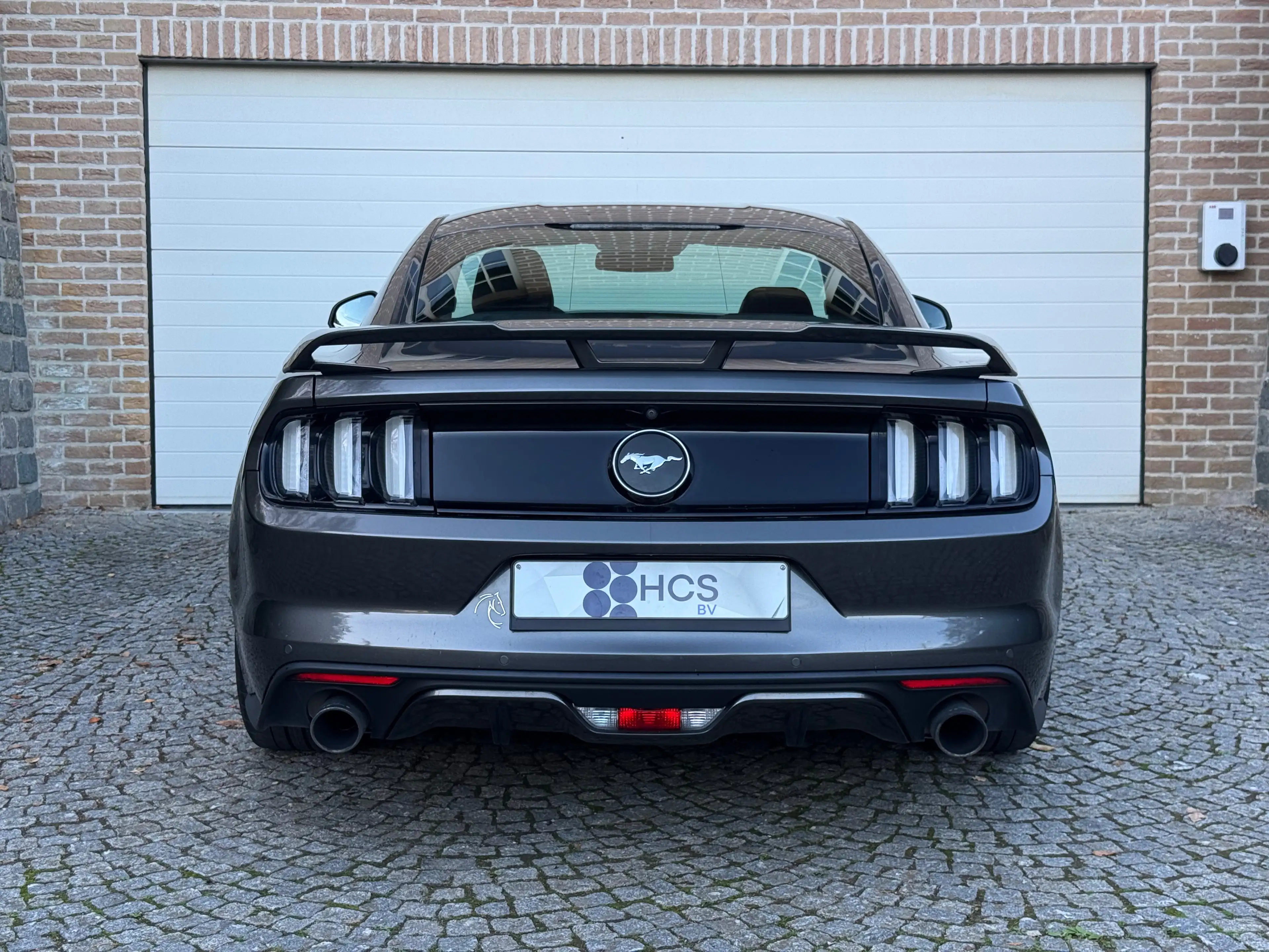 Ford Mustang 2.3 EcoBoost | 1ste Eigenaar | Dealer Onderhouden | 100% Belgische Wagen | REMUS Exhaust | Zeer Veel Opties — photo 5