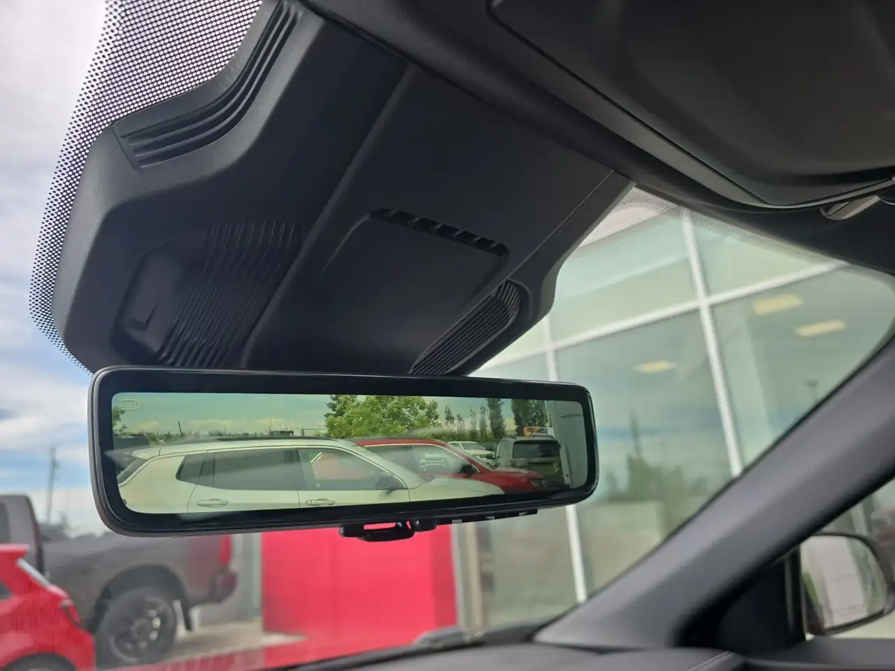 Jeep Cherokee photo Jeep Cherokee