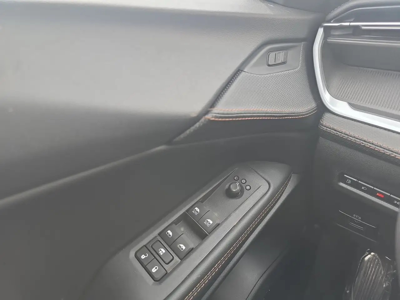 Jeep Cherokee photo Jeep Cherokee